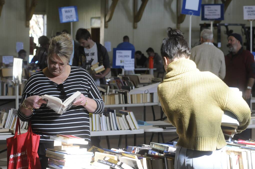 SUCCESS: Lifeline Central West were delighted with the public's response to the weekend's book fair, held at the Bathurst Showground. Photo: CHRIS SEABROOK 052117cbooks1