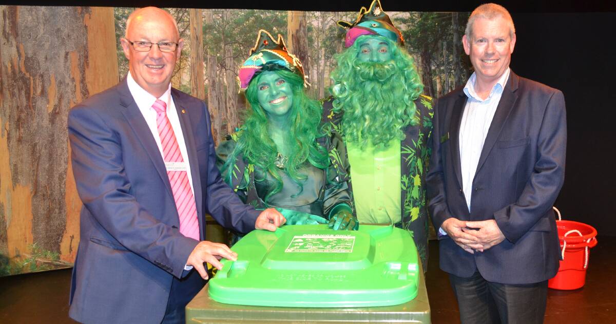 RECYCLING: Bathurst mayor Graeme Hanger, Queen of Green Juliet Scrine, King of Green Ian McColm and council's Russell Deans. 