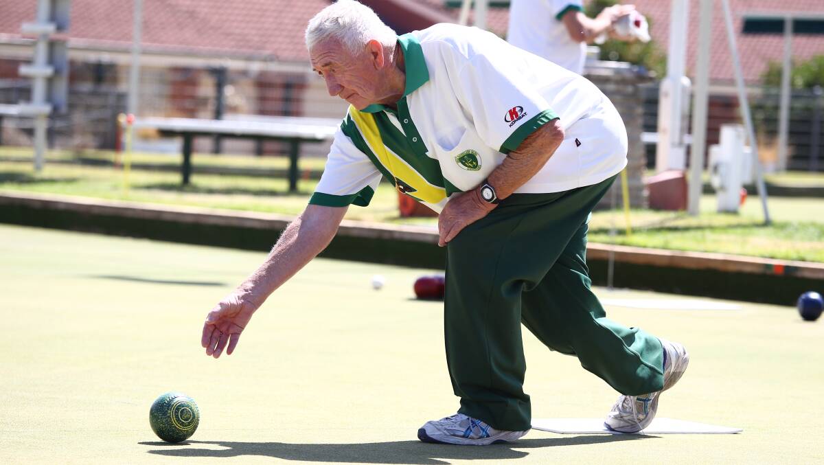 Nice Roll: Frank Farrell bowls at the Majellan Bowling Club on Saturday. Don’t forget Twilight Bowls is on again this Friday afternoon at 5pm for all comers at Majellan. Photo: PHIL BLATCH