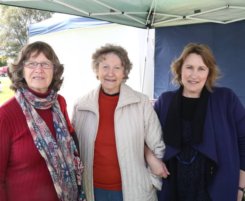 FACES: Marilyn Zapel, Iris Atkinson and Leanne Sandry were part of the crowd at Perthville. 091016pbfair7