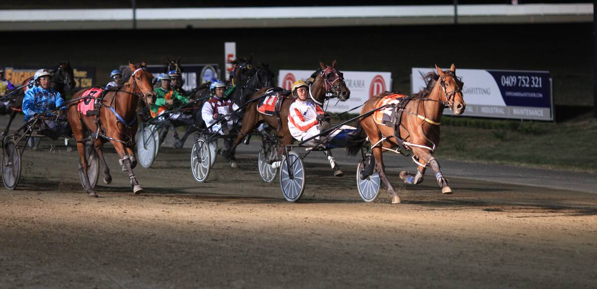 GOOD RECORD: Jason Grimson stole the show in March when he trained and drove Don’t You Think to victory in the Gold Tiara. He will line up tonight in a couple of Rising Stars Drivers Series heats at the same venue. Photo: PHIL BLATCH 	032616pbtiara4