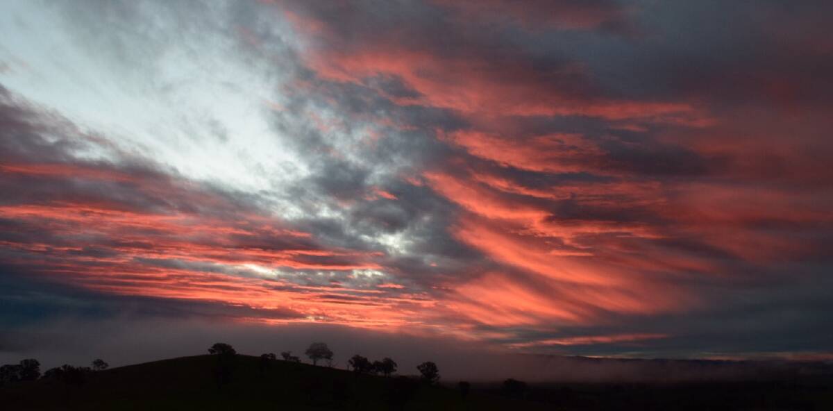 SNAPSHOT: Here's another great sunset shot from reader Megan Walton. She says this one was taken just outside Bathurst. 072516sunset