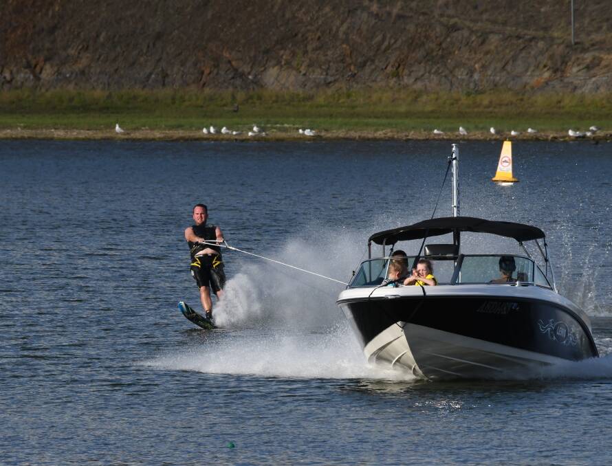 SNAPSHOT: Michael Anderson of Bathurst enjoyed a day on the water at Chifley Dam with family and friends recently. Photo: CHRIS SEABROOK 010618cdam9b