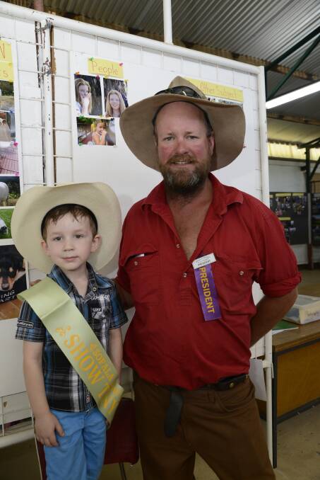 WINNER: Tiny Tots winner Brandon Clifford and Sofala Show president Ash Miller at the show in 2016. The 2018 show will be held this Sunday. 022816psofala6