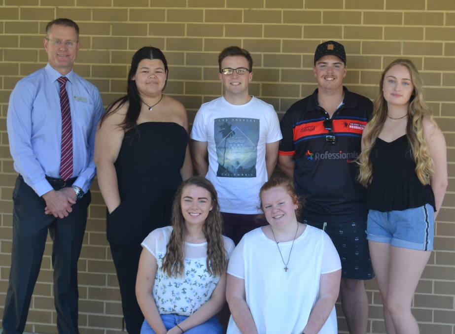ACHIEVEMENT: Kelso High principal Mick Sloan with students Susannah Winkelman, Lachlan Smith, Mark Day and Amy Dickson and (front) Caroline Harvey and Emily Geerkens. 121417kelso2