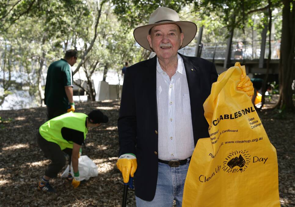 BAG IT UP: Clean Up Australia Day founder and chairman Ian Kiernan during a previous clean-up. Photo: TERTIUS PICKARD
