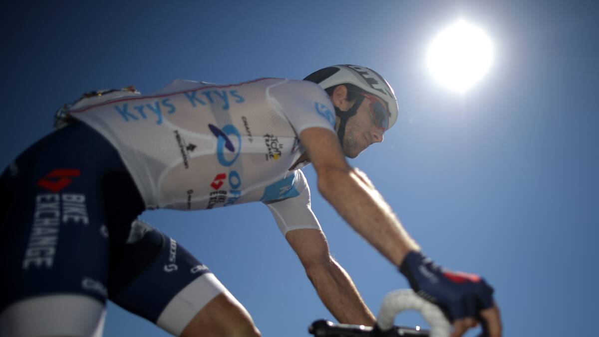 Adam Yates of Great Britain riding for Orica-BikeExchange in the white best young rider jersey waits for intoductions during stage seventeen of the 2016 Le Tour de France, a 184.5km stage from Berne to Finhaut-Emosson on July 20, 2016 in Bern, Switzerland. (Photo by Chris Graythen/Getty Images)