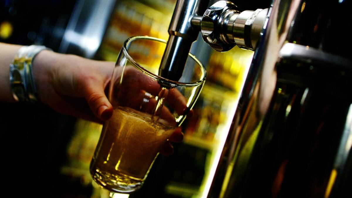 Acting Premier Troy Grant said in the national media on Monday he will push for country pubs to be able to do over-the-counter alcohol sales after 10pm.