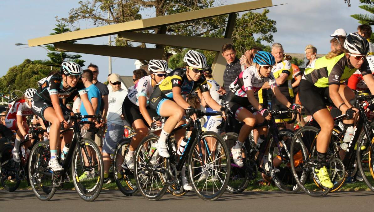 ON THE ROAD AGAIN: Bathurst's Kirsten Howard (centre) will take on the Women's Tour Down Under for the second time.