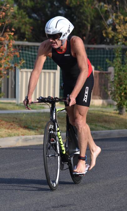 LEADER: Mark Windsor tops the standings heading into the third round of the Central West InterClub Triathlon Series in Bathurst this Thursday. Photo: ALEXANDER GRANT