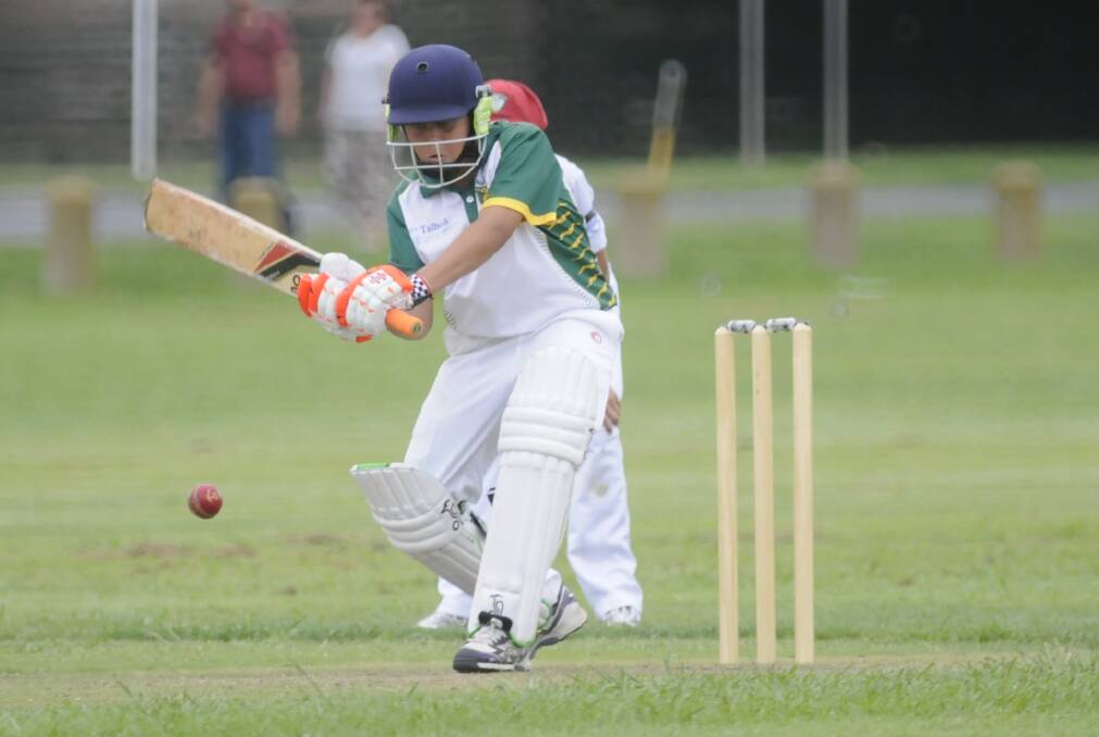 TOUGH START: Bathurst Green's Cooper Brien and his team-mates fell short in their chase against Orange, while Bathurst Yellow beat Mudgee's under 14s.