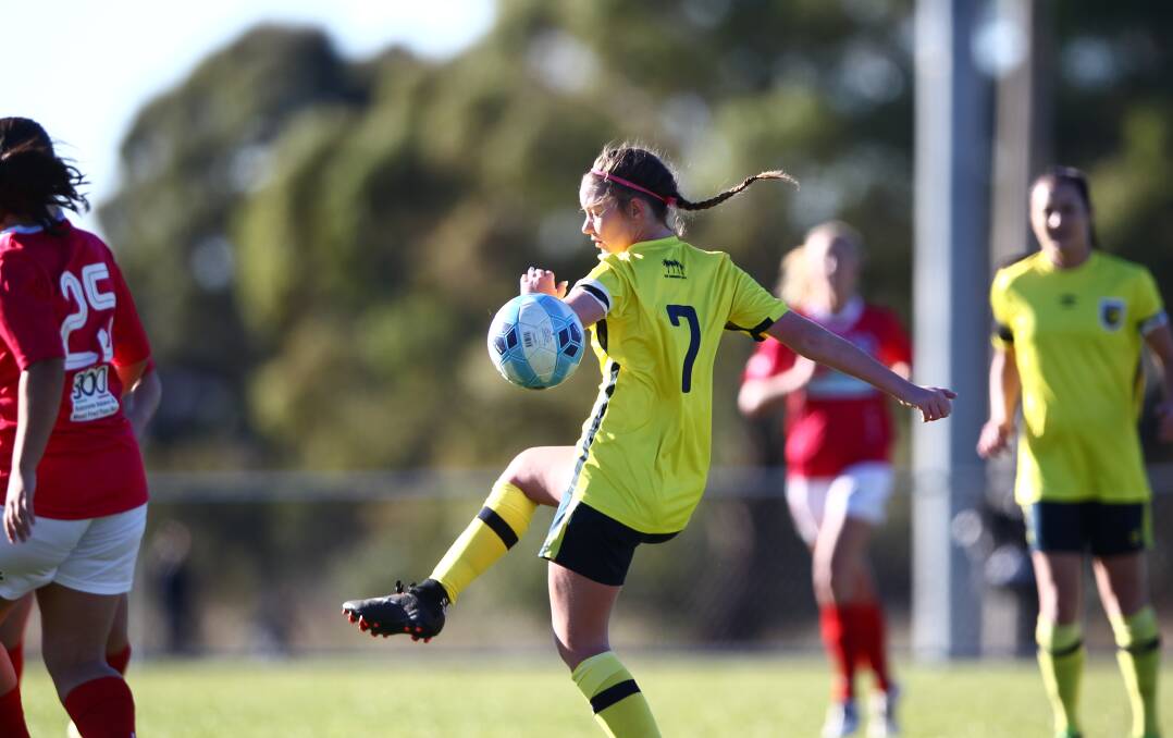 TAKE CONTROL: If Western NSW Mariners FC wants to make the finals of the State League competition, it must win its four remaining games. Photo: PHIL BLATCH