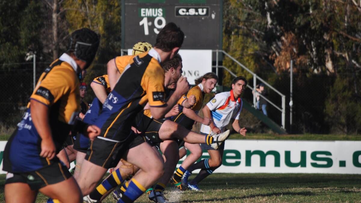 All the action from the round six clash at Endeavour Oval
