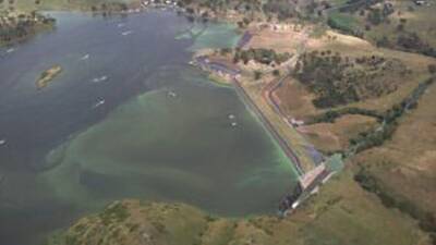 FULL BLOOM: A file photo of a previous blue green algae outbreak at Ben Chifley Dam. Photo: BATHURST REGIONAL COUNCIL