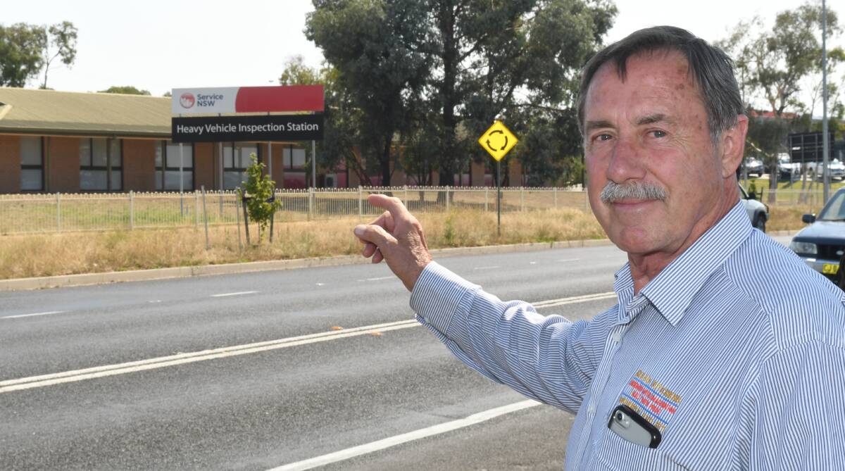 EYESORE: Joe English from Kelso Kitchens wants to see the verge outside the Bathurst Service Centre kept neat and tidy to welcome visitors to town. Photo: CHRIS SEABROOK