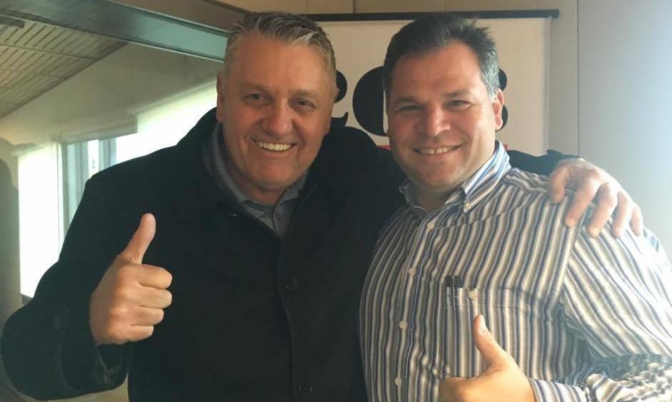 THUMBS UP: Shooters Fishers and Farmers candidate Phil Donato (right) with radio personality Ray Hadley in Orange last week.