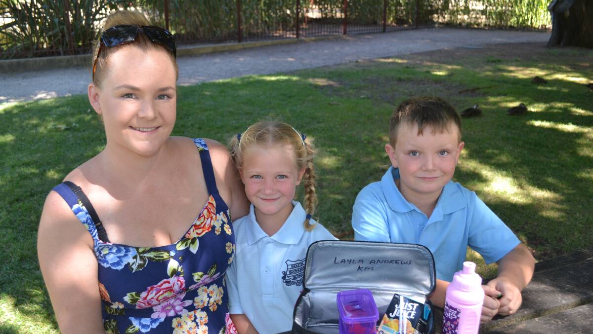FOOD SAFETY: Bathurst mother Jessica May with her children Layla and Jai Andrews. Jessica makes sure an ice brick is always packed in her kids' lunchboxes, especially when the weather is so hot.