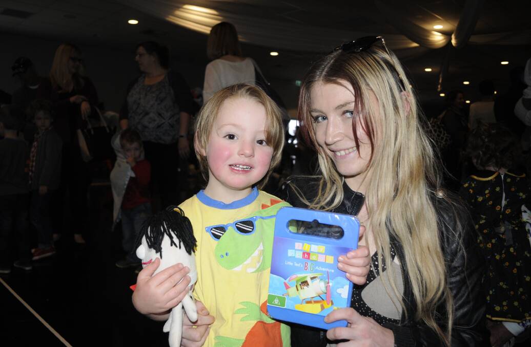 GREAT SHOW: Theodoor (three) with his mum, Anne Gooley.Photos: CHRIS SEABROOK 071716cplay9