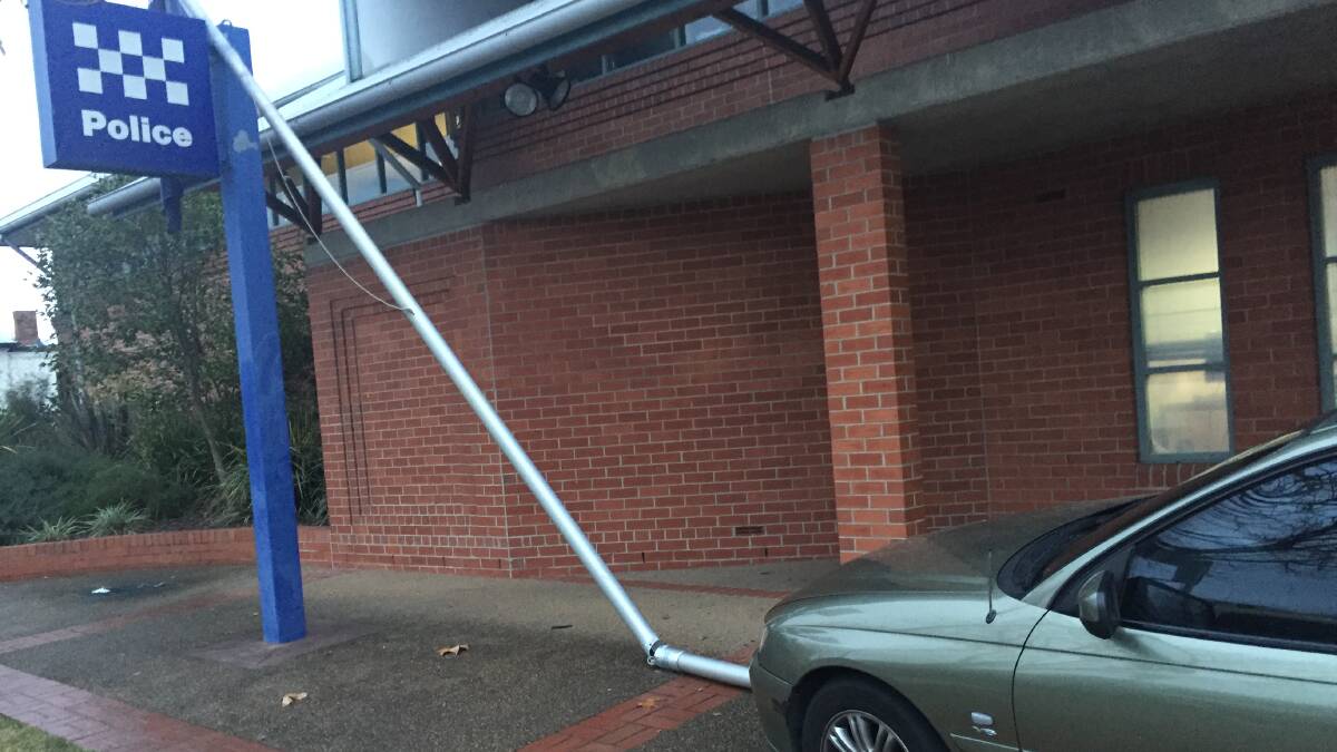 Security reviewed at Bathurst Police Station after car crash