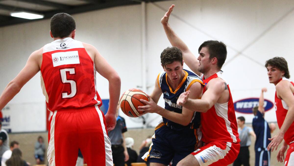 REBOUND TIME: Blake Schaefer and the Bathurst Goldminers prepare to face the Illawarra Hawks on Saturday morning. Bathurst is aiming to bounce back from a loss last round. Photo: PHIL BLATCH