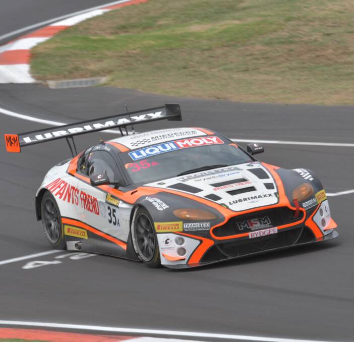 ZIPPING THROUGH: The Miedecke Stone Motorsport entry makes its way onto Pit Straight during the Bathurst 12 Hour's third practice session on Friday. Photo: ALEXANDER GRANT