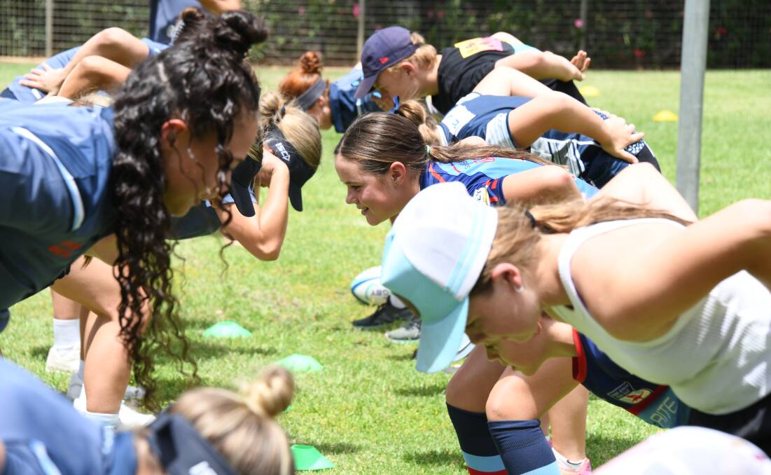 The Waratahs took on local juniors in a number of skills games. Picture by Amy McIntyre
