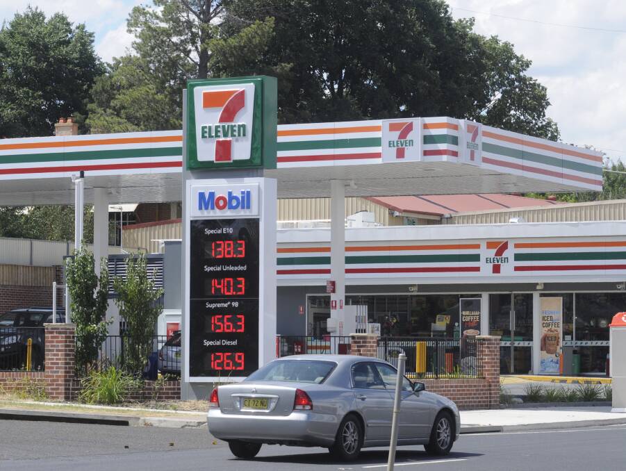 ANOTHER OPTION: Motorists are urged to use the tools available to help them save money at the bowser, including the 7-Eleven fuel app which allows users to 'lock in' a cheaper price. Photo: CHRIS SEABROOK 021417cseven11
