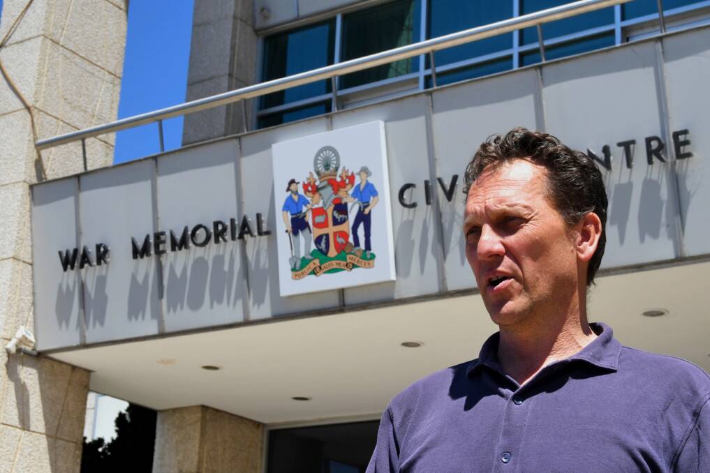 Mayor Jess Jennings pictured outside the Bathurst civic centre in 2023. Picture by Rachel Chamberlain