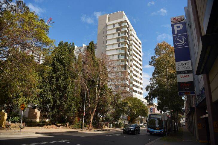 Victoria Towers, 36-38 Victoria street, Burwood. Property records show Phillip Doueihi purchased a two bedroom apartment at 36-38 Victoria Street, Burwood for $700,000 on May 28, 2015.Burwood, Sydney. 29th August, 2017. Photo: Kate Geraghty
