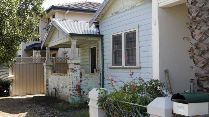 Ricky Slater-Dickson was found inside this house in the Newcastle suburb of Hamilton. Photo: Jonathan Carroll