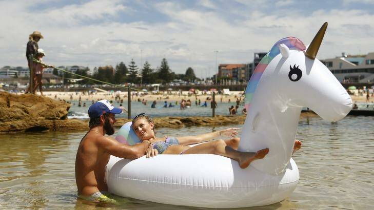 Bondi beach offered one place to dodge the worst of Sydney's latest heat spell. Photo: Daniel Munoz