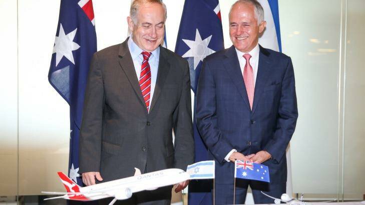 Israeli Prime Minister and Australian Prime Minister Malcolm Turnbull sign agreements in Sydney.
 Photo: Renee Nowytarger/Pool