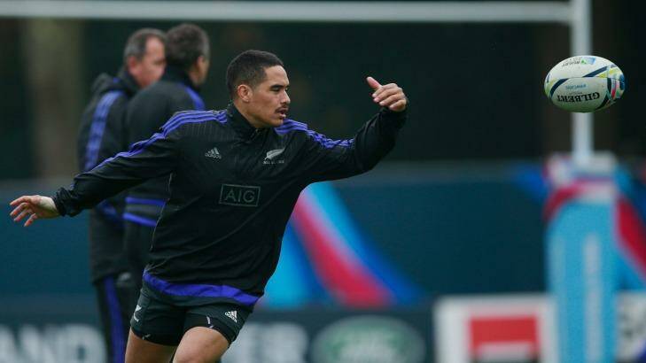 BAGSHOT, ENGLAND - OCTOBER 27:  Aaron Smith of the All Blacks during a New Zealand All Blacks training session at Pennyhill Park on October 27, 2015 in Bagshot, United Kingdom.  (Photo by Phil Walter/Getty Images) Photo: Phil Walter