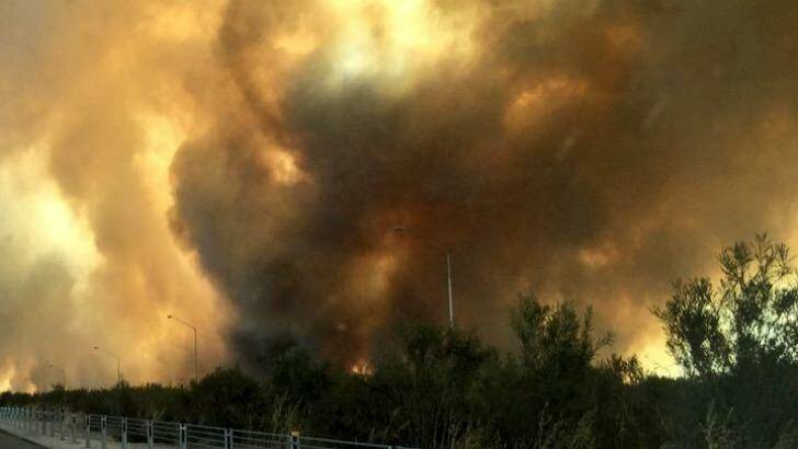 A bushfire emergency has been declared in Waroona. Photo: Ross Duckham / Twitter