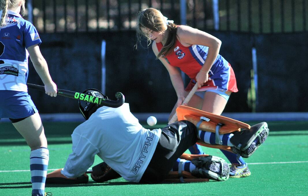 All the action from Saturday at the Orange Hockey Complex