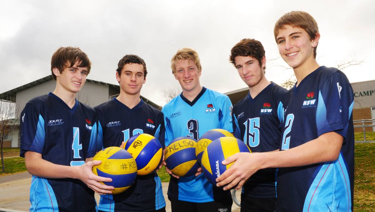  Kelso High Volleyball - Had multiple teams at the Australian titles, their under 17s boys winning gold in the division two competition, with a girls team picking up a medal for the first time also. Their senior boys team won the NSW Knockout while their girls finished fifth at their first attempt.