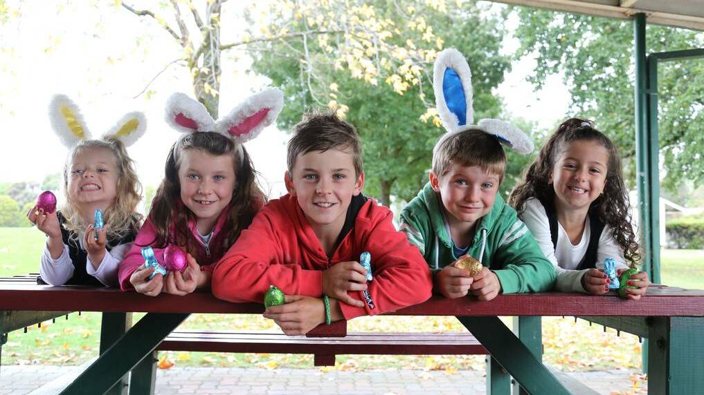 Daniella Gillespie 2, Keely Elliott 7, Ruben Elliott 10, Archie Elliott 5 and Natasha Gillespie 5 get ready for the Good Friday Easter Egg hunt. Picture: THEA PETRASS, Wimmera Mail Times