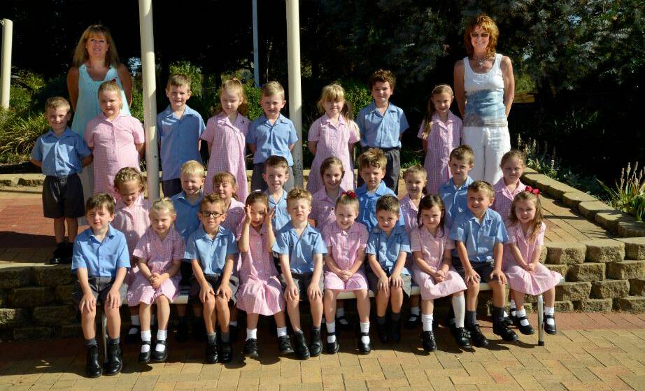 ST PHILOMENA'S: Front row, Jay Wright-Jones, Charlotte Schumacher, Declan Hulme, Zoe Golding, Matthew Capper, Peyton Paterson, Lucas Gray,
Annabelle Webster, Seth Jermyn and Ella-Grace Turnbull.Middle row, Danika Breen, Will Mutton,Melissa McInerney, Hayden Simm, Ciara
O'Donnell, Judah Watson, May Beeson, Harry Fearnley and Maddison Keates.BACK ROW: Max Hemsworth, Mikaela Harvey,Will Daymond, Emily Morris, Cooper Stephen,
Ayla Pigot-Baker, Campbell Dorman and Amelia Baldwin.Absent, Georgia Baillie, Angus Gossland, James White.Teachers, S Delaney (right) and teacher's
assistant D Dwyer (left). 021114pphils3