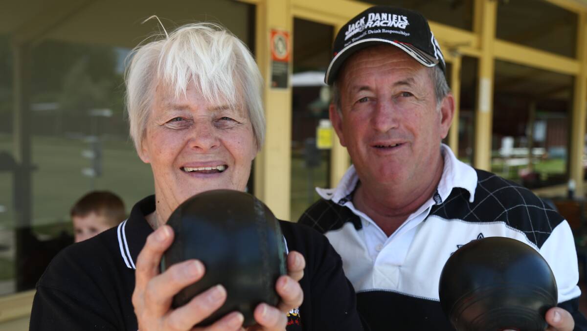 BOWLED OVER: Noela Sikora and Bobby Bourke at the Bathurst Real Estate Bowls Day at Majellan Bowling Club. Photo: Phil BlatcH.
	112915pbbowl1