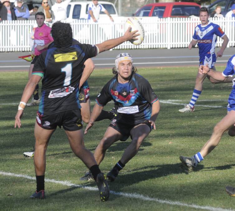 DESPERATE: Joey Bugg (right) and Sandon Gibbs-O’Neill (left) will head to Mudgee tomorrow for Panthers’ clash with Mudgee. It is effectively Panthers’ last chance to make a charge for the semi-finals. Photo: CHRIS SEABROOK 	070515cpats8a