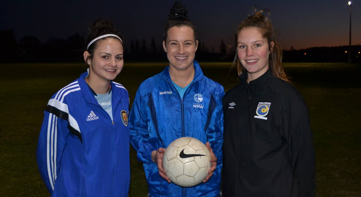 LOCAL CONNECTION: Mariners, from left, Tayla Lloyd, Kristy Collingridge and Annabel Meadley make up part of the Bathurst contingent in the Western NSW Mariners FC women’s State League grand final side tomorrow against Bankstown. Photo: SAM DEBENHAM 	091815sdmariners1