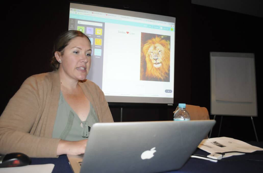 INFORMATIVE: Fiona Jenkins from the Country Kids Collection web business took tourism operators through tools they can use on social media at yesterday’s Word Of Mouse workshop at Bathurst Memorial Entertainment Centre. Photo: CHRIS SEABROOK 	053016cmouse