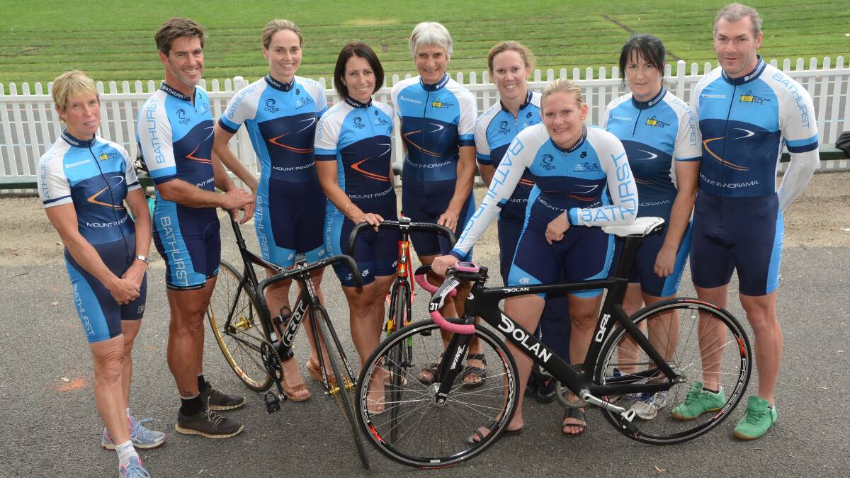 BIG EFFORT: The Bathurst Cycling Club’s Masters contingent impressed at the NSW Masters State Cycling Championships. Pictured are Marian Renshaw, Richard Hobson, Stacey Fish, Toireasa Gallagher, Rosemary Hastings, Rachel Lovett, Renee Covington, Angela Jones and Darryl Thorncraft. Absent: Graham Stait and Catherine Hooten. Photo: PHILL MURRAY 	030315pbikes