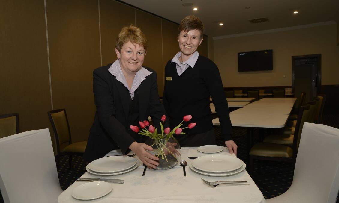 THE BIG DAY: Bathurst RSL Club’s Miriam Muldoon and Janneke Van der Sterren preparing for this weekend’s Bathurst Bridal Expo, which is expected to attract brides-to-be from across the Central West. 	052516prsl