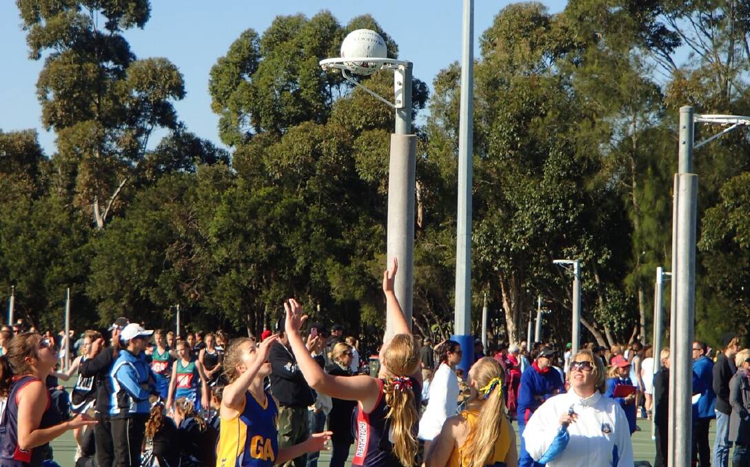 HOLDING THEIR OWN: All the Bathurst netball sides managed to give a good account of themselves on the weekend during the under 12s, 13s, 14s and 15s State Age Championships. 	070115netball