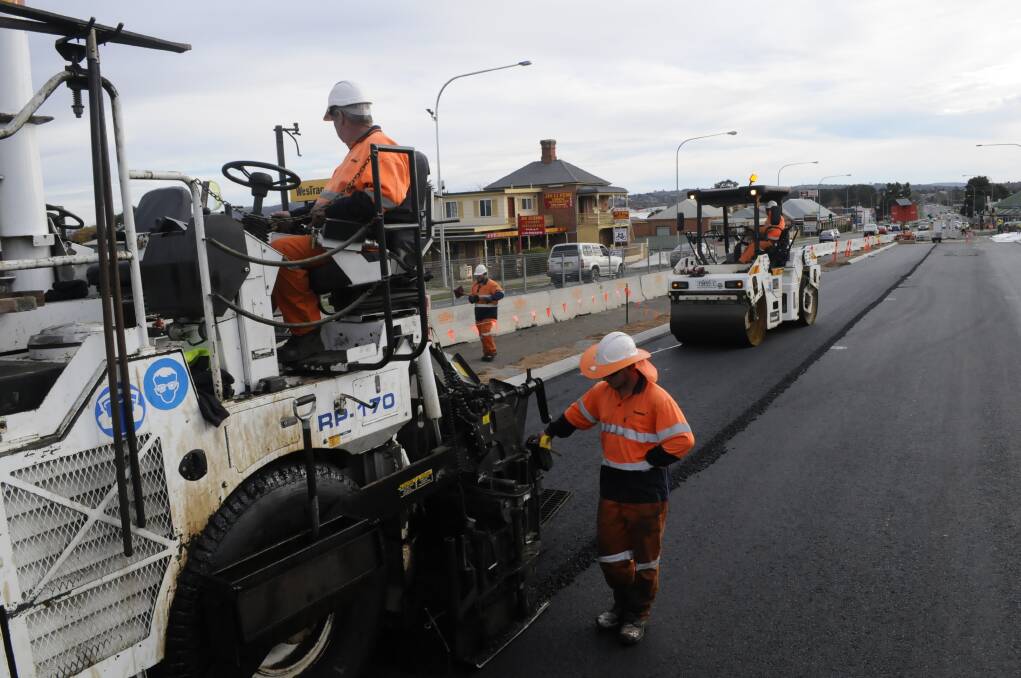 PREPARING TO SWITCH: New lanes near the Boyd Street intersection at Kelso are expected to be complete by early June so traffic can be switched over from the westbound lanes, the next stage of the project for contractors. Photo: CHRIS SEABROOK	 052516croadwrks1