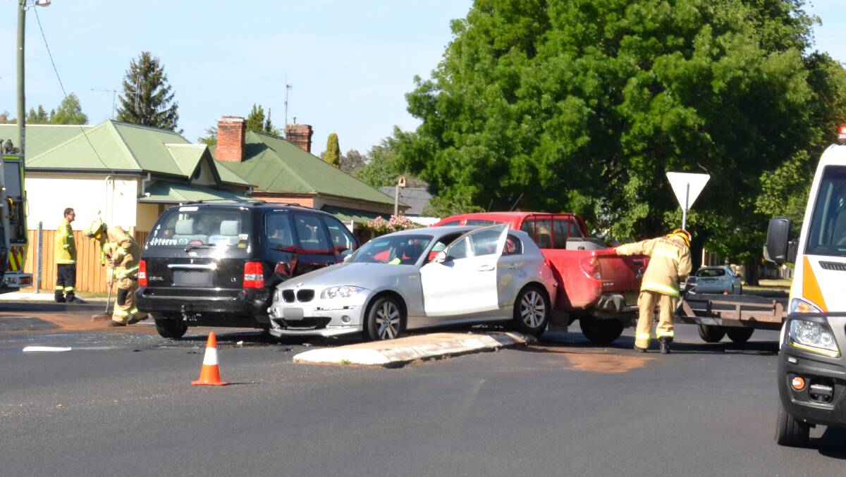BLACKSPOT: Funding to construct a roundabout at the intersection of Piper and Rankin streets is hoped to reduce the number of accidents like this three-car one in 2013. 110113bwcrash
