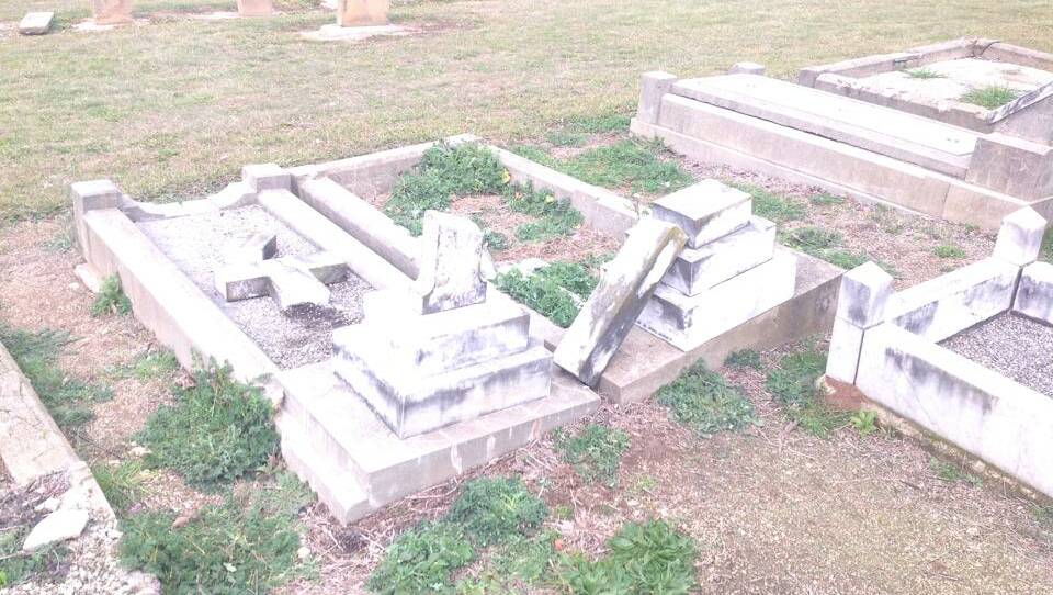 Vandals damage 70 historic headstones in Bathurst cemetery | Video