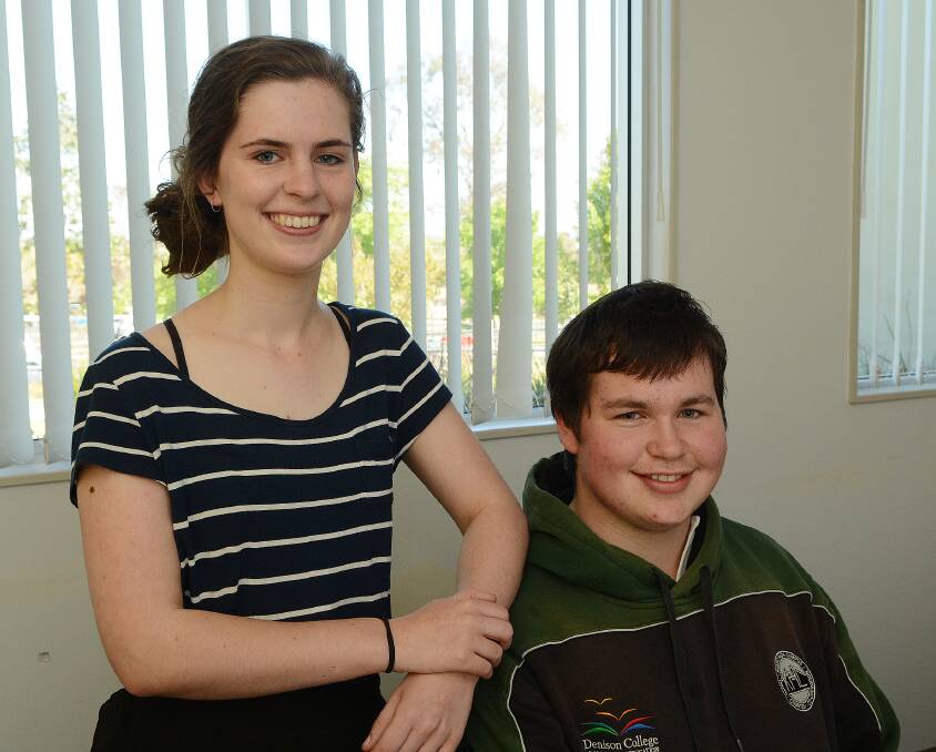 CRUNCH TIME: Kelso High students Melissa Wells and Louis Meurant will tackle their first exam of the Higher School Certificate today. Photo: PHILL MURRAY	 100914pkelso
