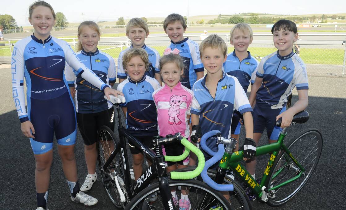 OUT TO DOMINATE DUBBO: Part of the Bathurst Cycling Club coningent taking on this weekend’s NSW Under 9-13s Track Championships. Back: Tyler Puzicha, Evie Allan, Will Hobson, Archer Fish, Tristan Robinson and Ebony Robinson. Front: Sam Hobson, Sianna Fish and Darcy Fish. Photo: CHRIS SEABROOK 020916cyclsts1a